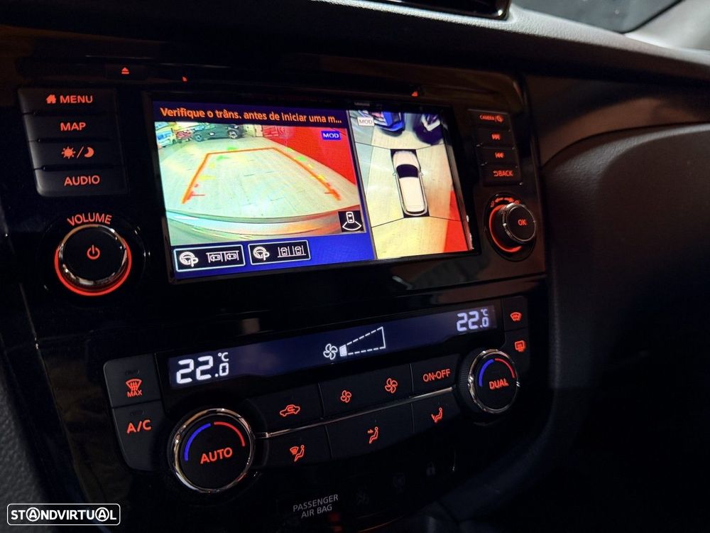 Nissan Qashqai 1.3 DIG-T N-Connecta LED - 10