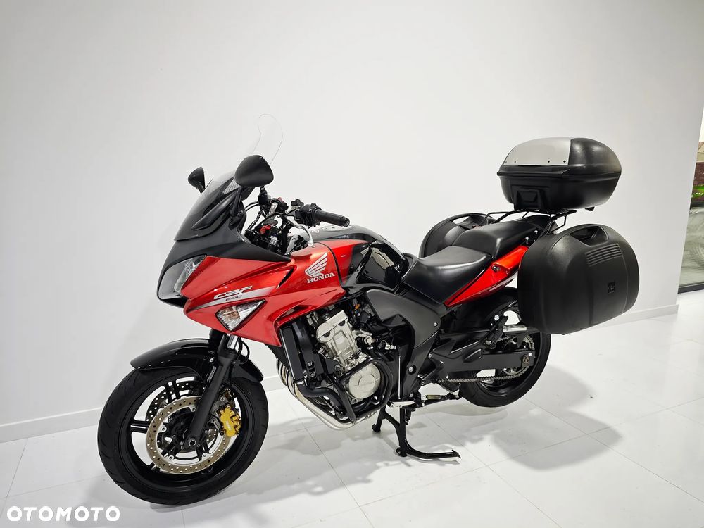 Honda CBF - 11