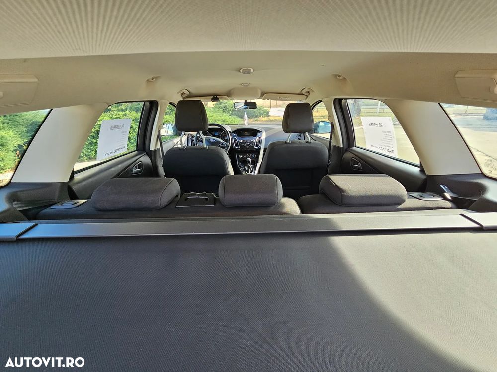 Ford Focus - 8