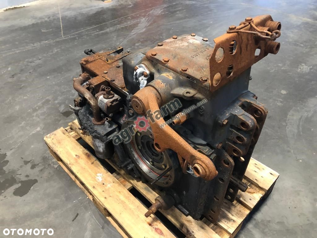 TYLNY MOST LAMBORGHINI  R774  44531100 - 3