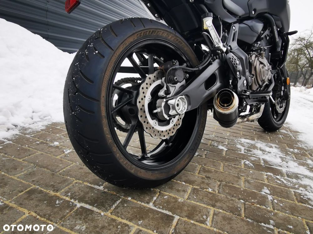 Yamaha MT - 7