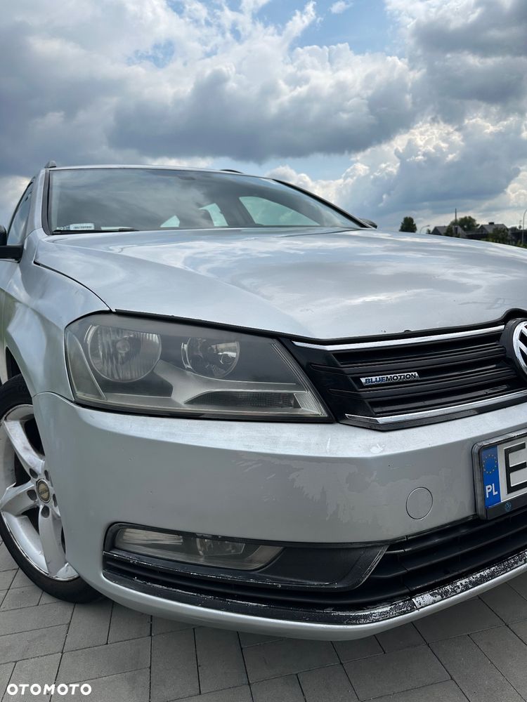 Volkswagen Passat 1.6 TDI DPF BlueMot Comfortline - 18