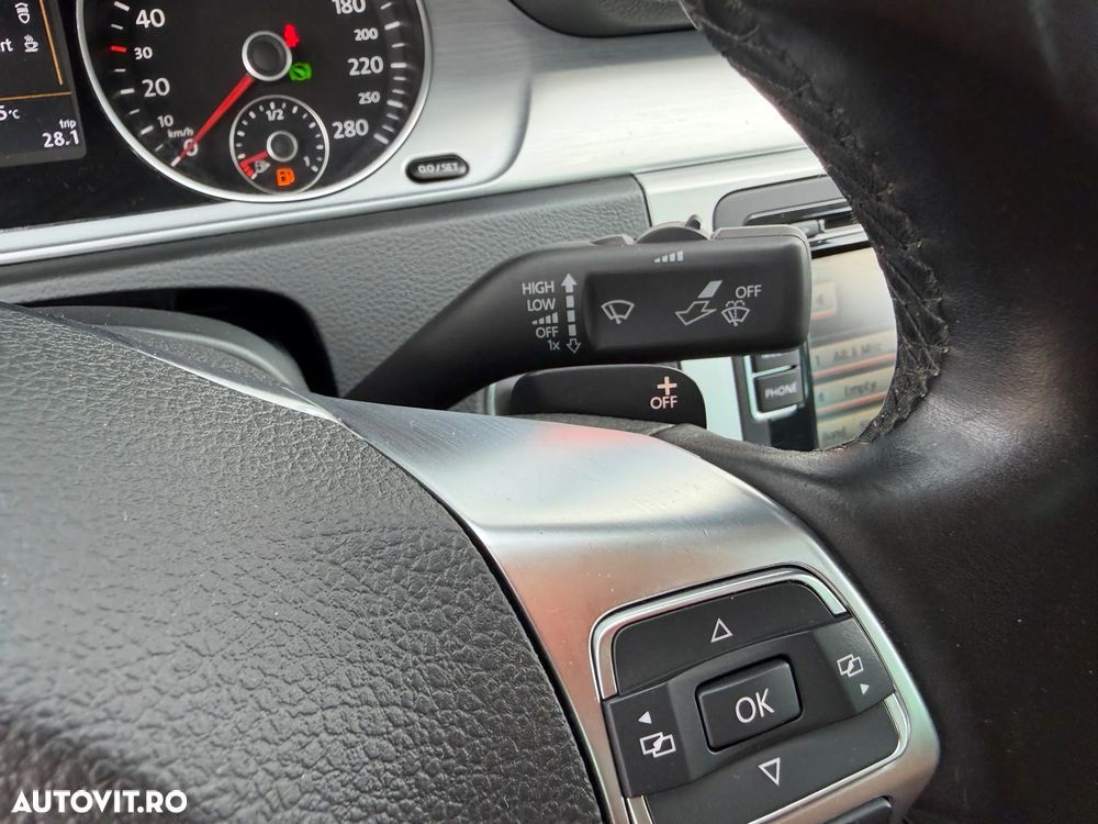 Volkswagen Passat CC R Line - 26