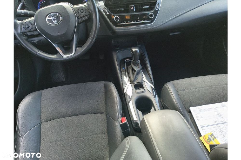 Toyota Corolla - 9