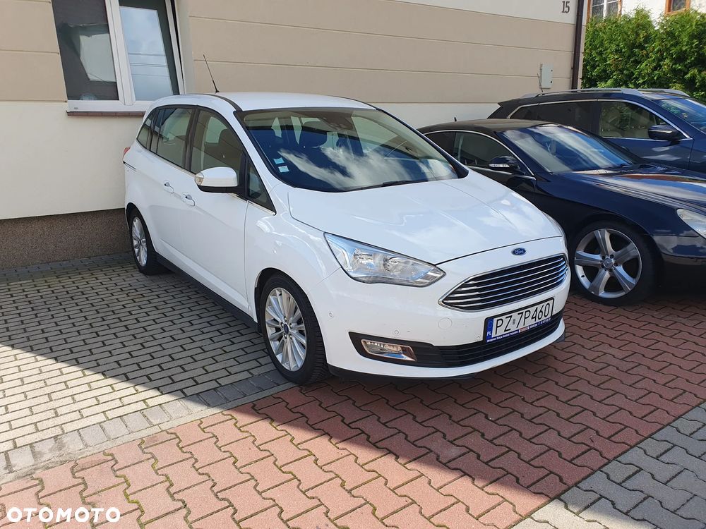 Ford Grand C-MAX - 19