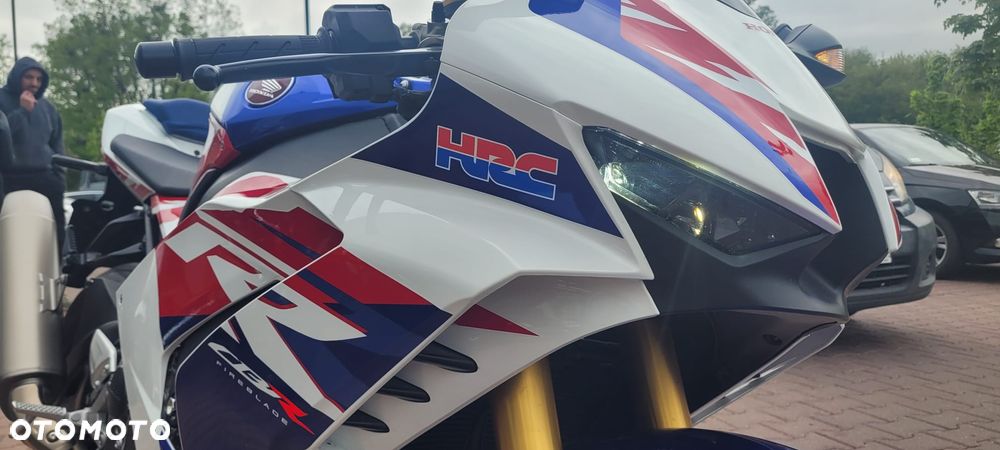 Honda CBR - 3