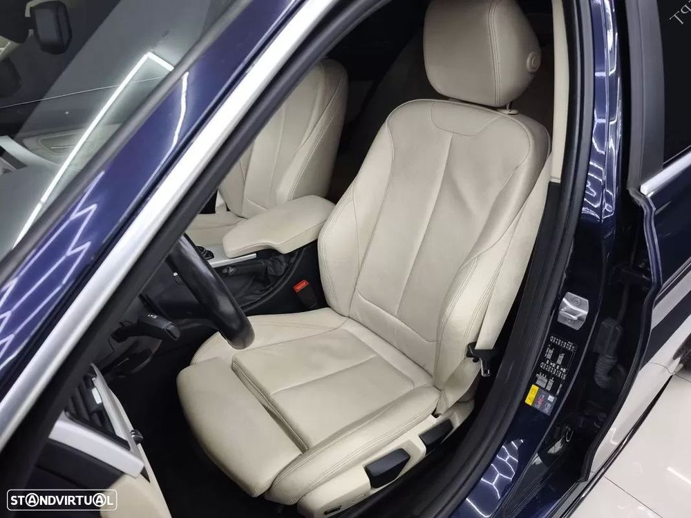 BMW 330 e iPerformance Line Luxury Purity - 20