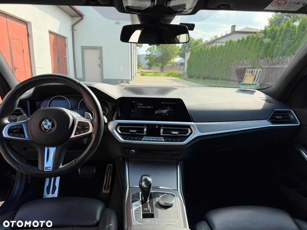 BMW Seria 3 330i xDrive M Sport sport - 14