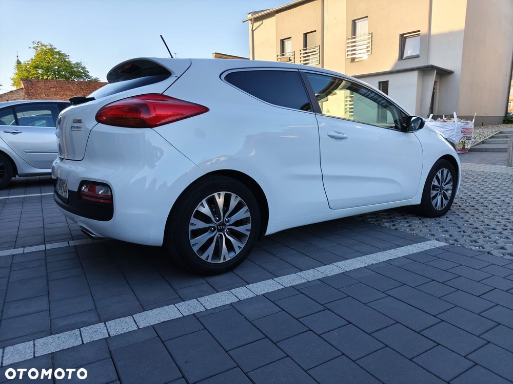 Kia ProCeed 1.6 CRDi ISG Vision - 3