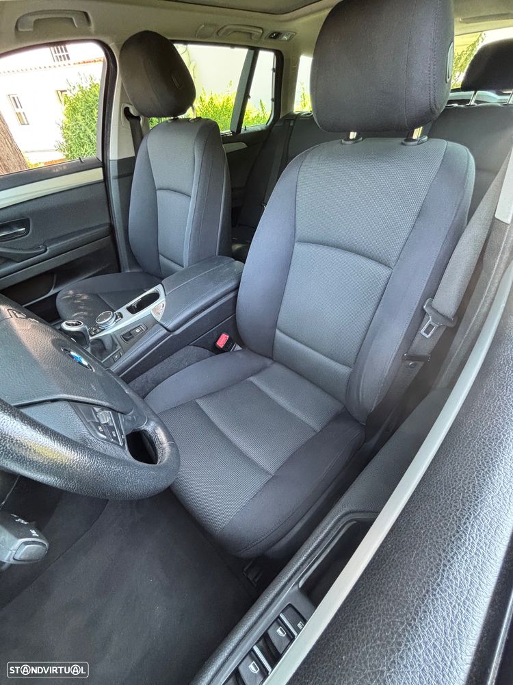 BMW 520 d Touring Luxury Line - 24