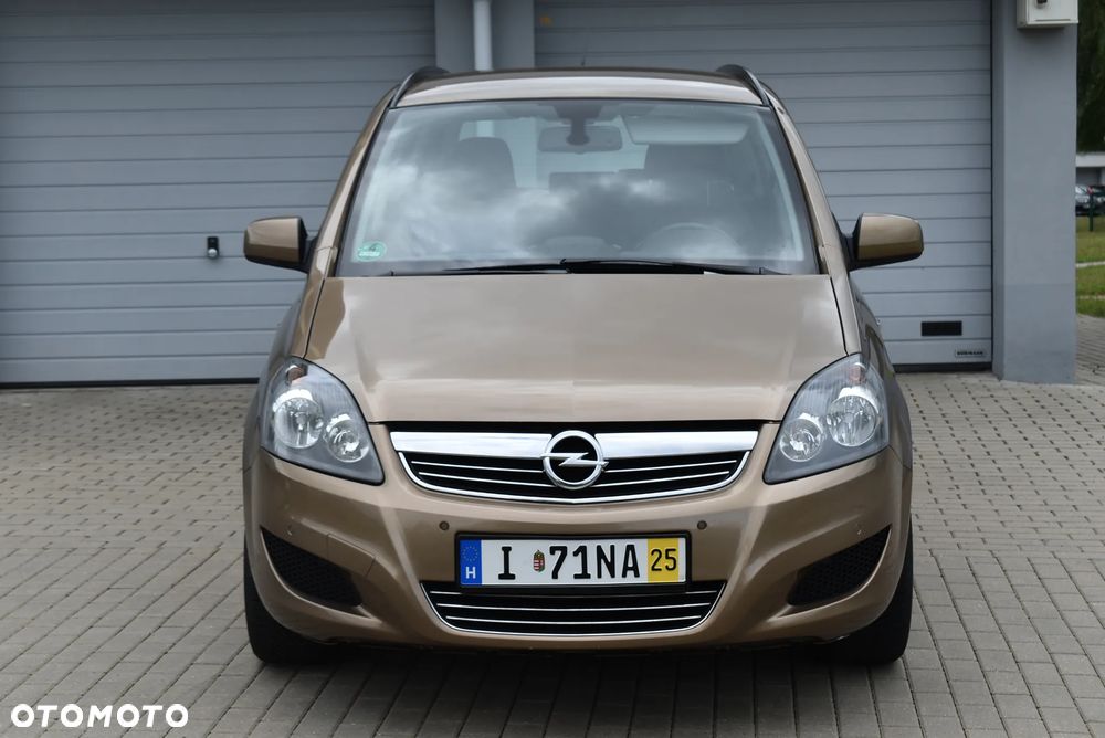 Opel Zafira - 18