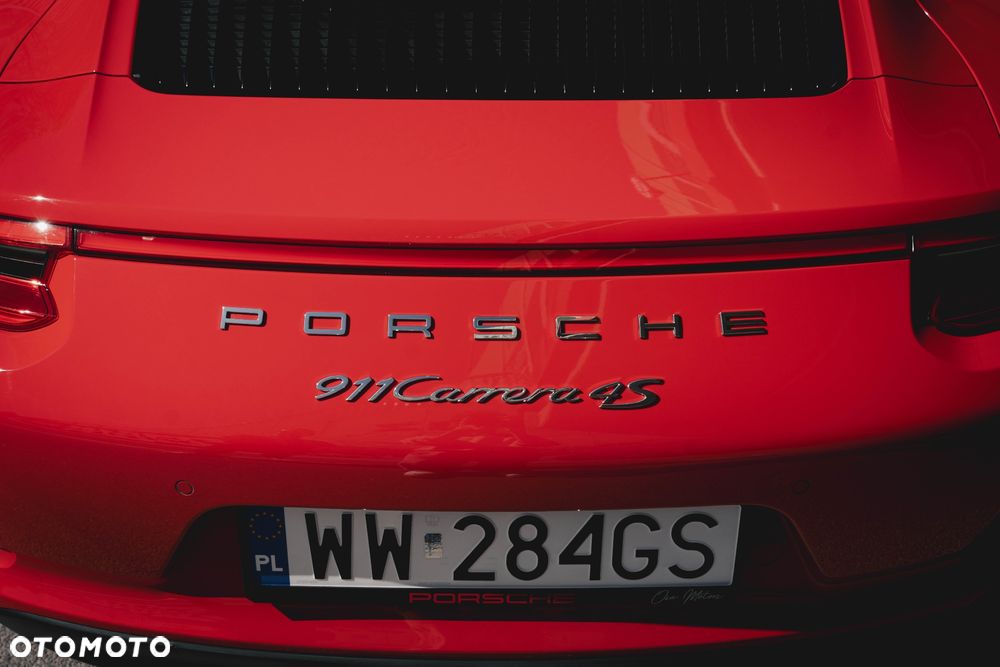 Porsche 911 Carrera 4S PDK - 19