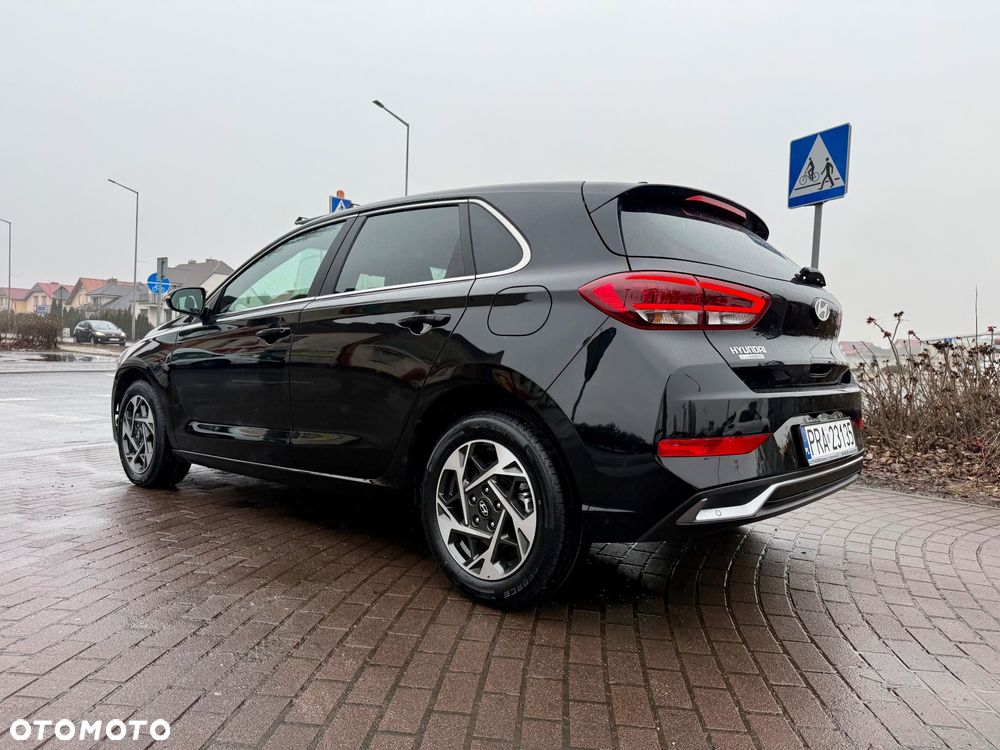 Hyundai i30 1.5 T-GDI 48V-Hybrid Advantage - 29