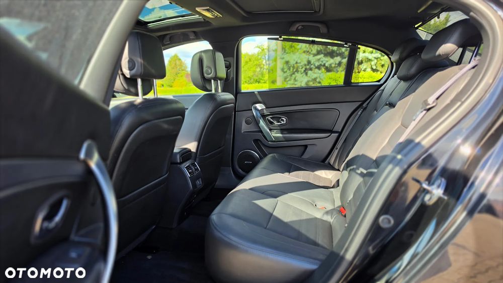 Renault Latitude 2.0 dCi Initiale - 35