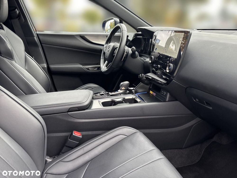 Lexus NX 350h F Sport AWD - 18