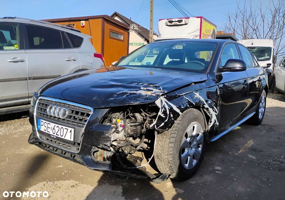 Audi A4 Limousine - 3