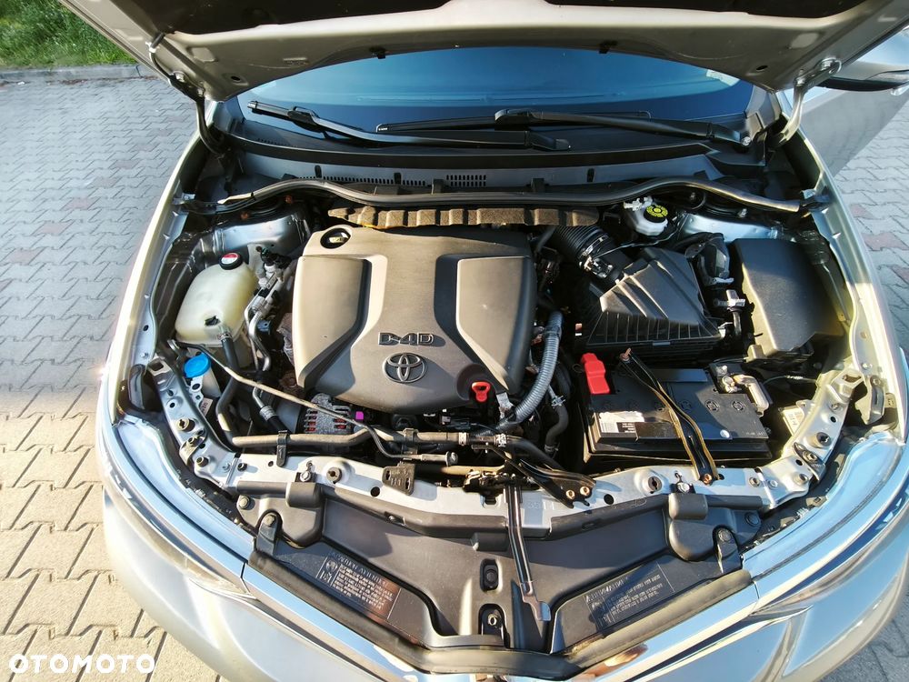 Toyota Auris 1.6 D-4D Dynamic - 21