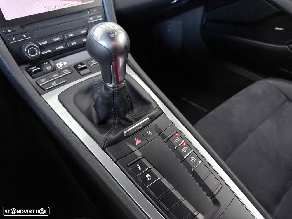 Porsche 718 Cayman 2.0 T - 21