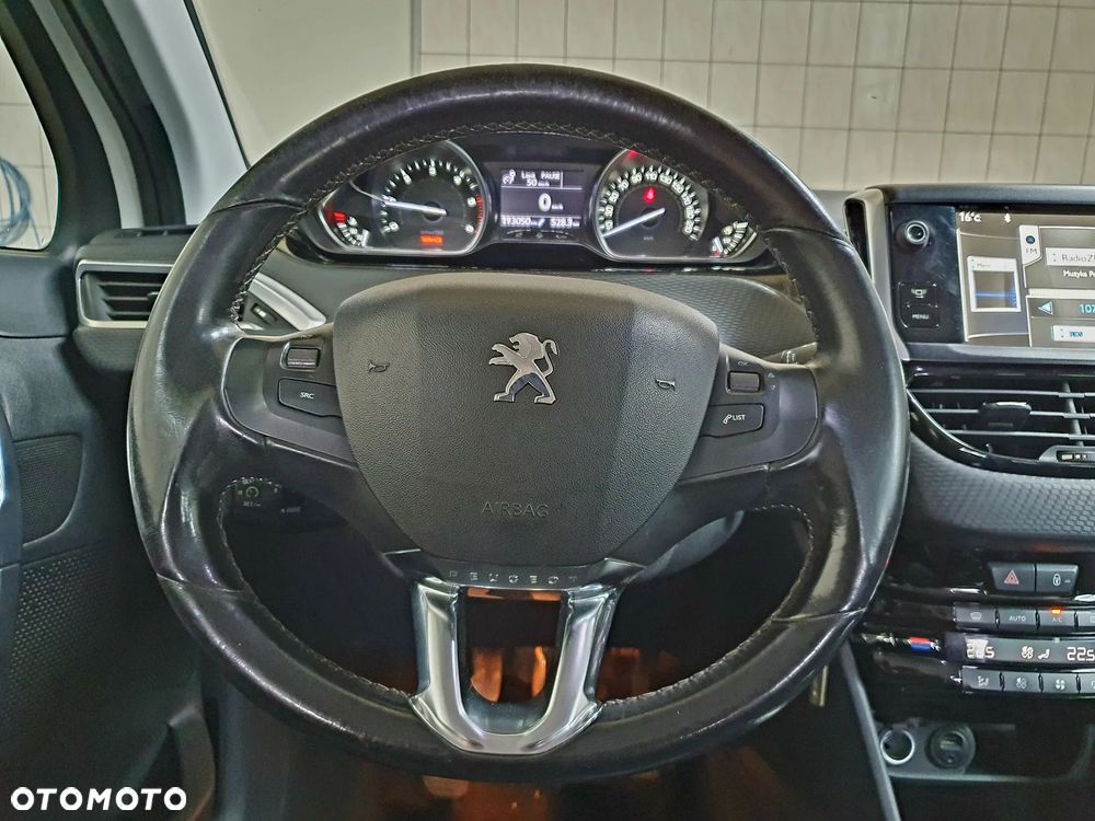 Peugeot 2008 1.6 e-HDi Allure S&S - 7
