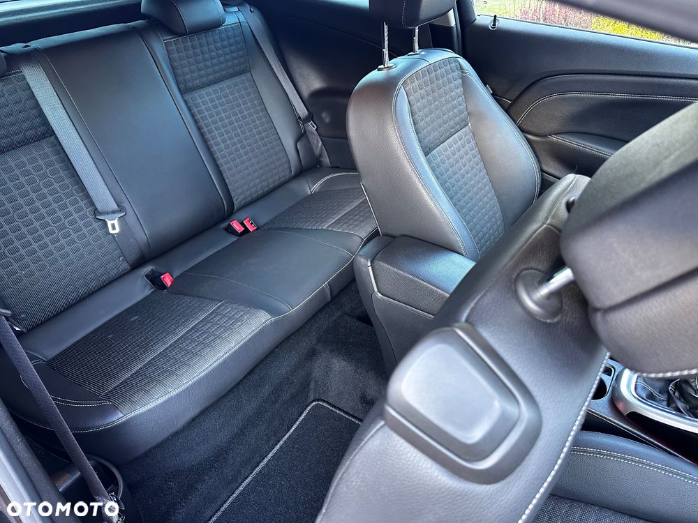 Opel Astra 1.6 Turbo Innovation - 29