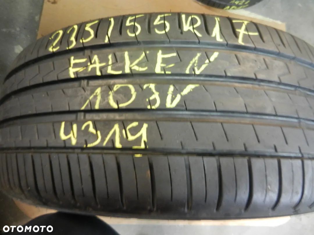 OPONA POJEDYNKA 235/55R17 FALKEN ZIEX ZE 310 ECORUN DOT 4319 7.4MM - 1