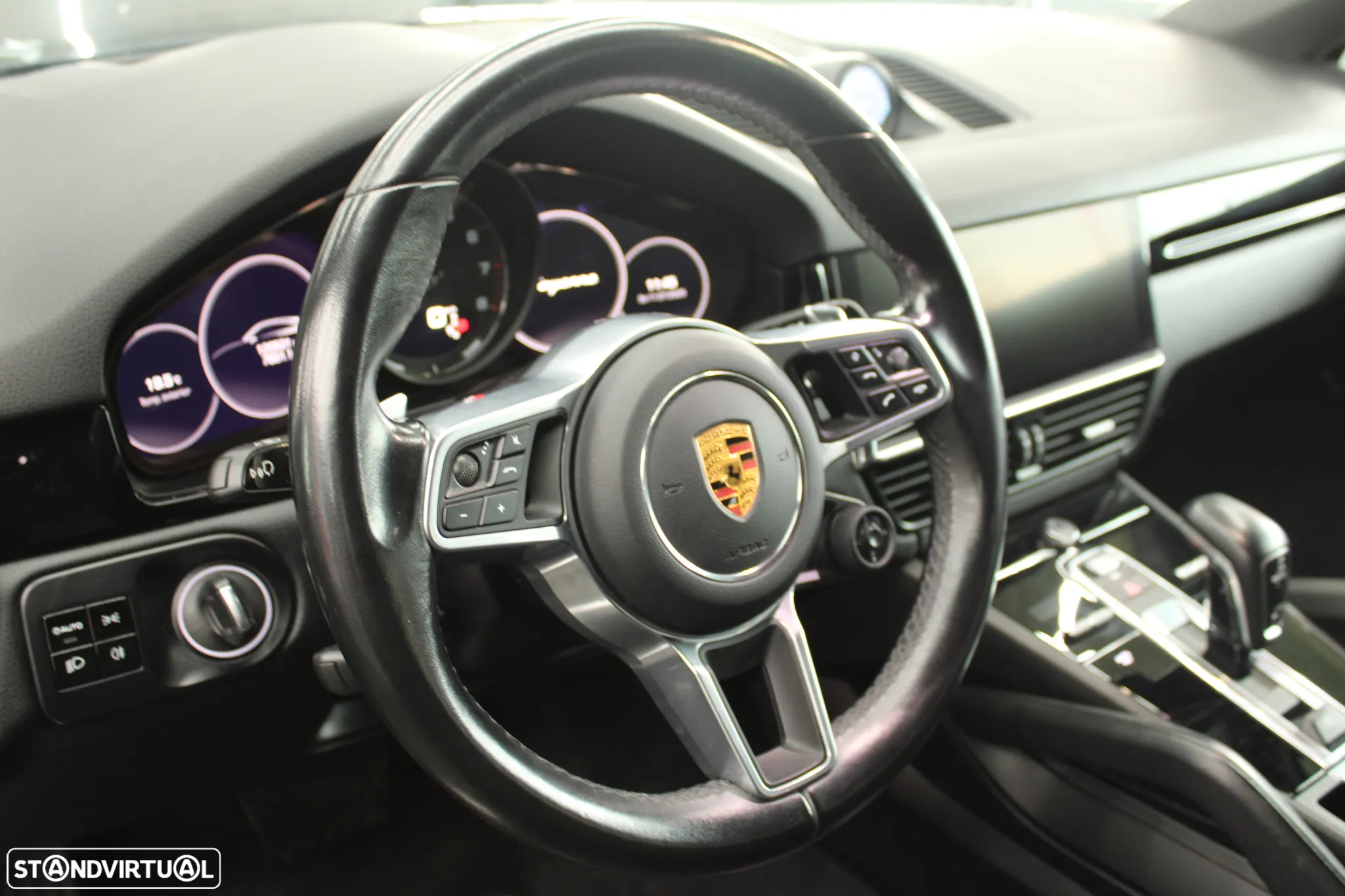 Porsche Cayenne Coupé E-Hybrid - 32