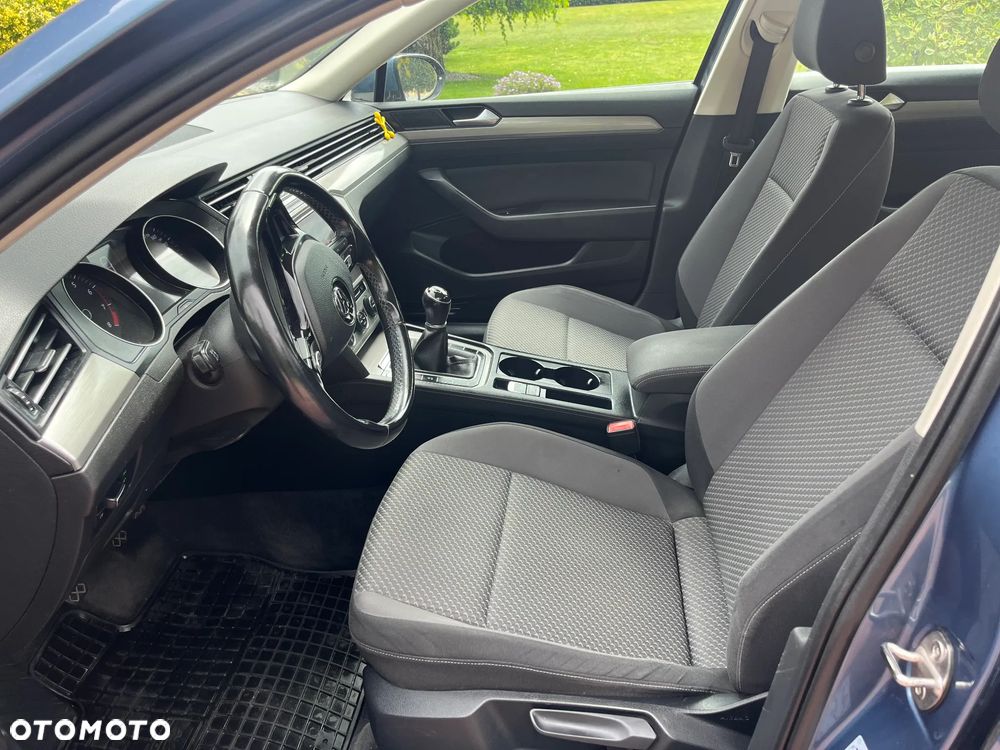 Volkswagen Passat 1.4 TSI BMT Comfortline - 9