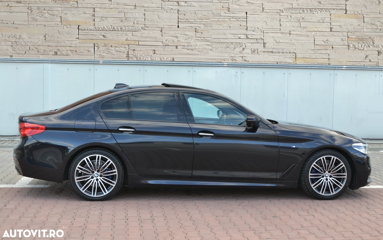 BMW Seria 5 520d xDrive Aut. M Sport Edition - 19