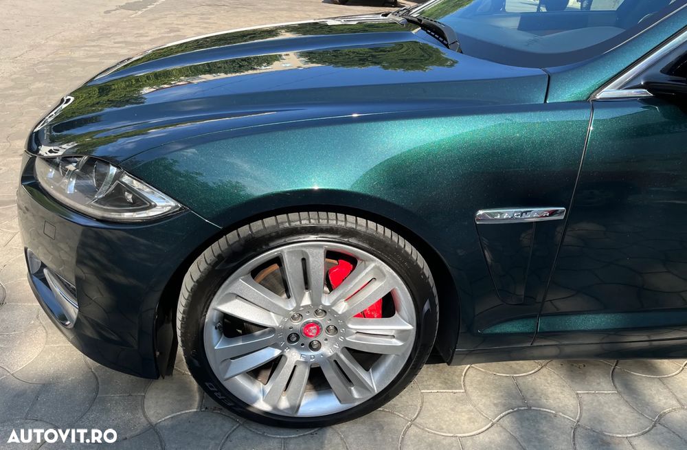 Jaguar XF 3.0D S Portfolio - 9