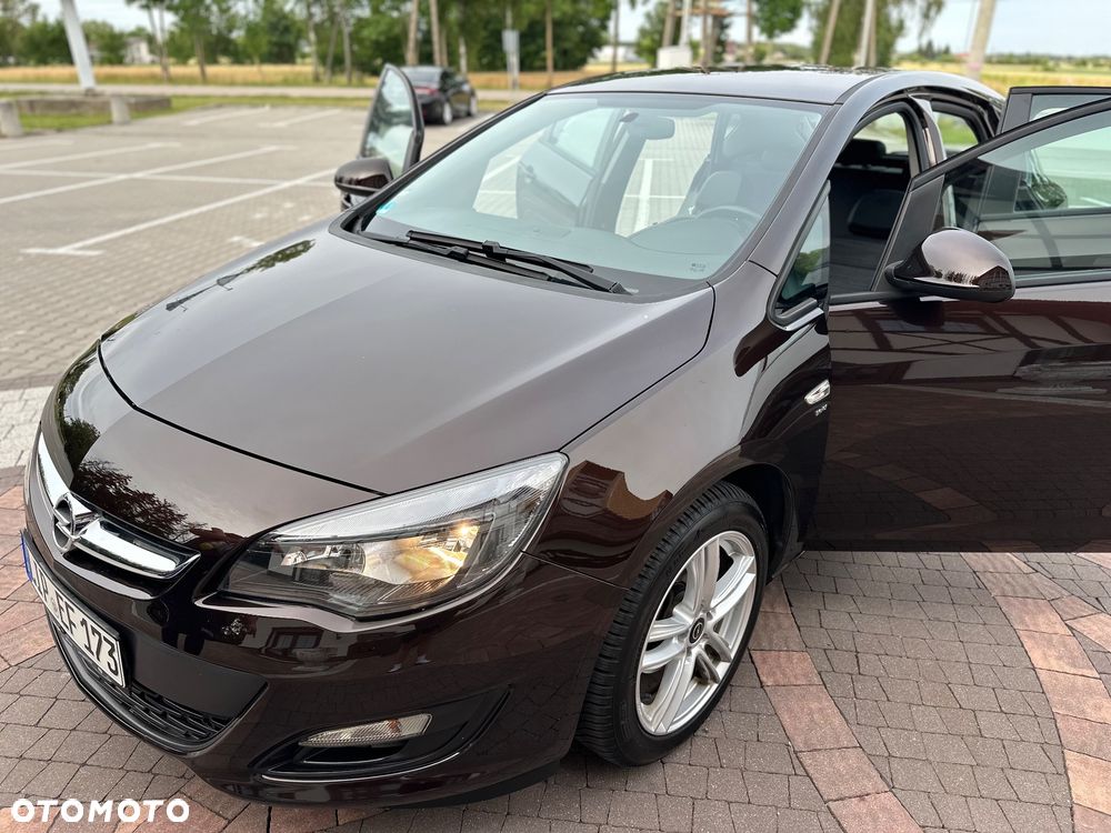 Opel Astra 1.6 ENERGY - 18