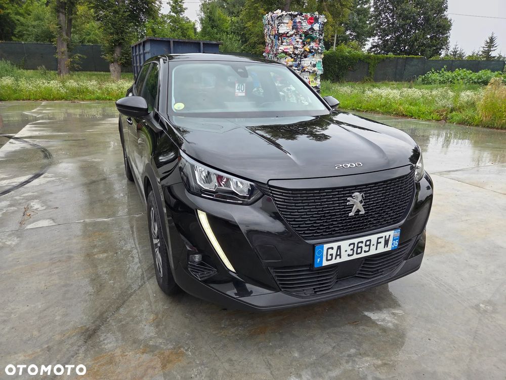 Peugeot 2008 - 11