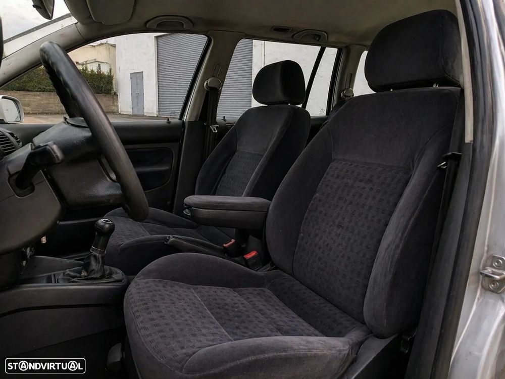 VW Golf Variant 1.4 Confortline - 5