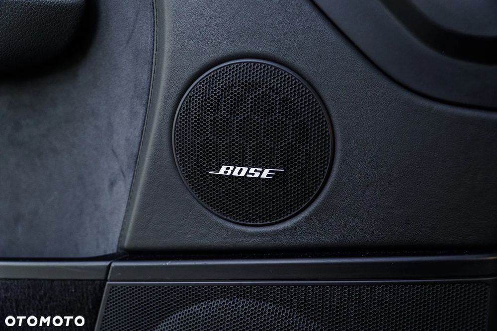 Porsche Cayenne - 22