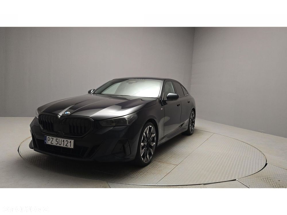 BMW Seria 5 520d xDrive mHEV M Sport - 1