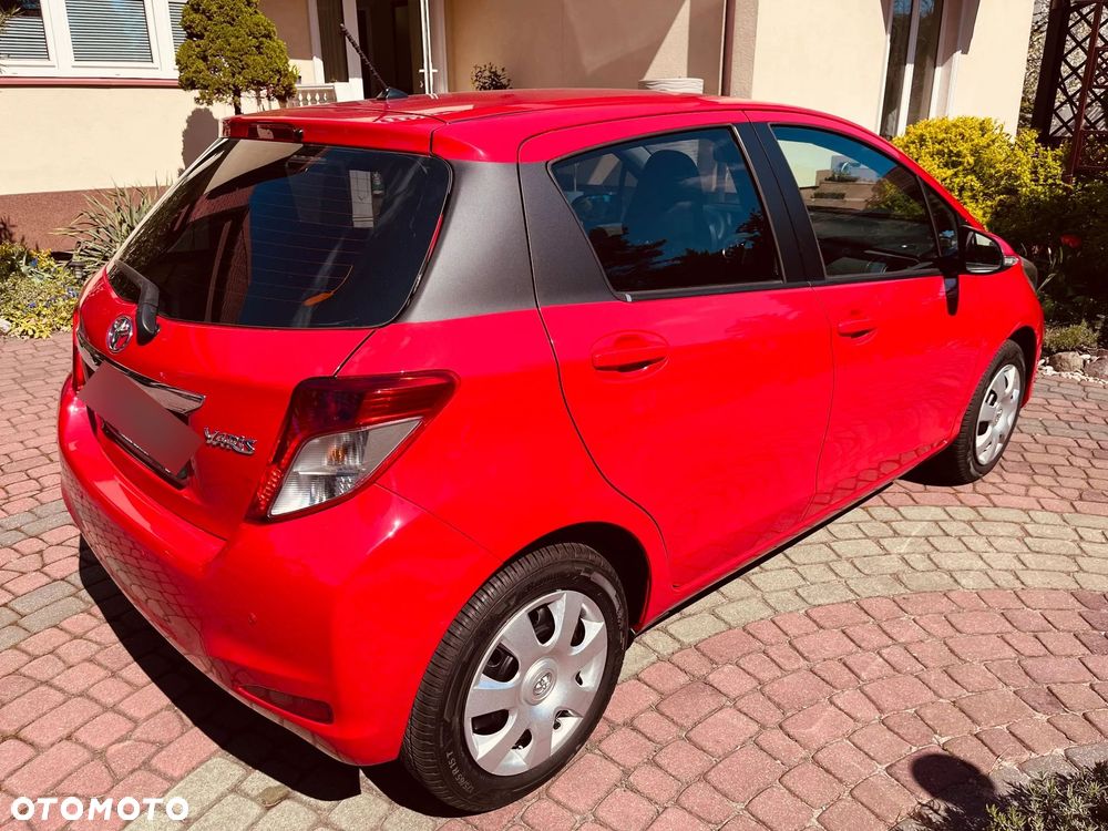 Toyota Yaris 1.33 Sol MS - 4