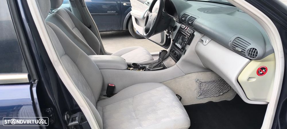Mercedes-Benz C 220 - 9