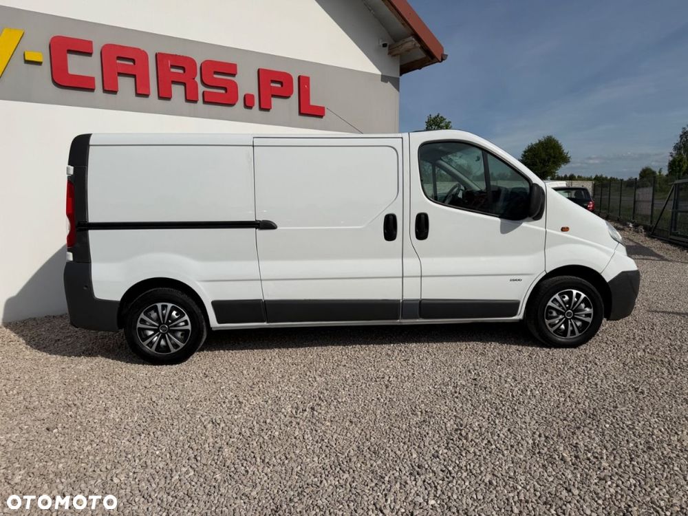 Opel Vivaro - 12