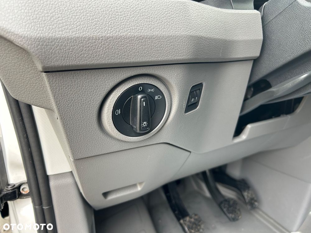Volkswagen CRAFTER Maxi L3H2  2.0 TDI 180ps,7-osobowa brygadówka - 12