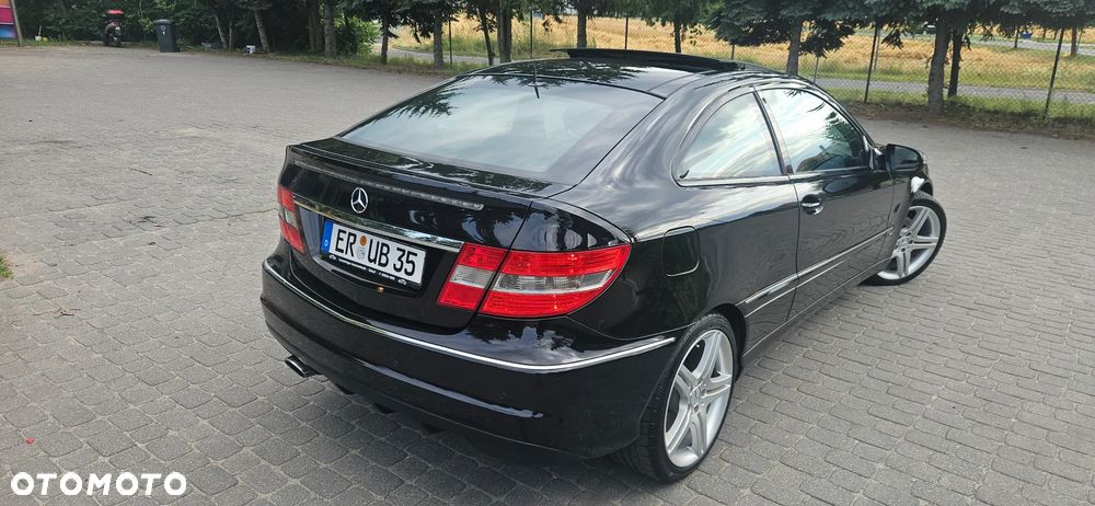 Mercedes-Benz CLC - 14