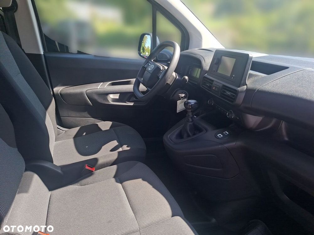 Toyota PROACE CITY - 9