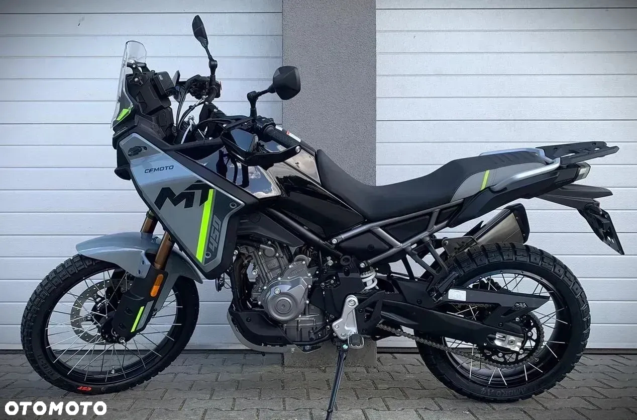 CFMoto MT - 5