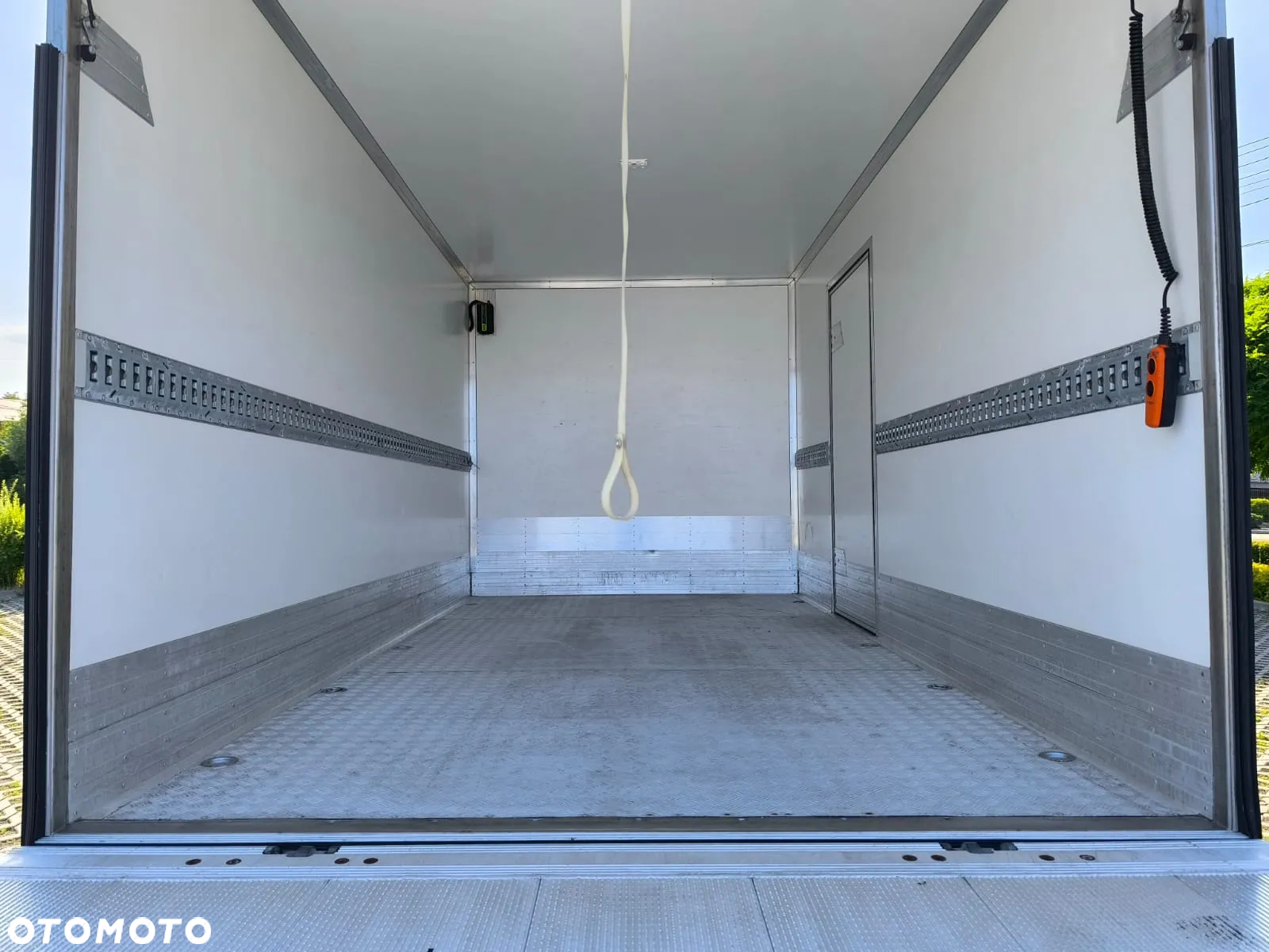 Iveco Daily 70C21 WINDA 1500kg! Kontener/Izoterma 8 Palet! Automat, Stan Idealny! - 11