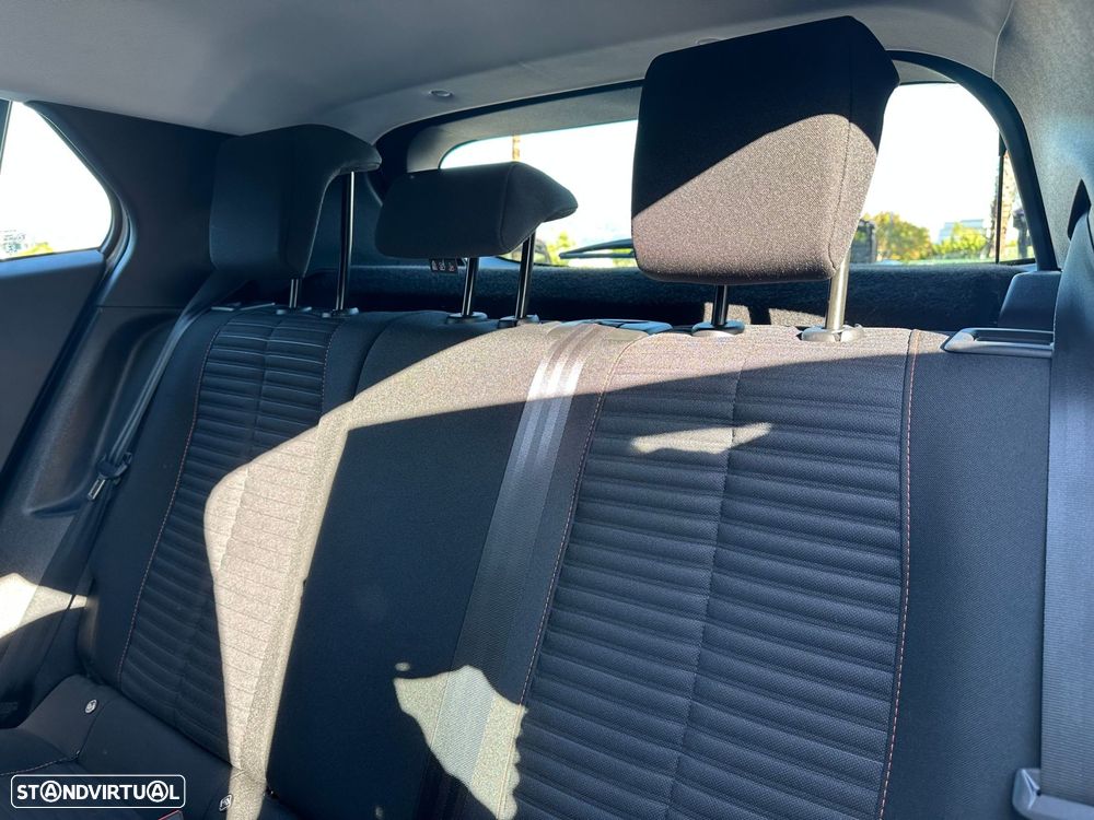 Peugeot 2008 1.5 BlueHDi Active Pack - 29