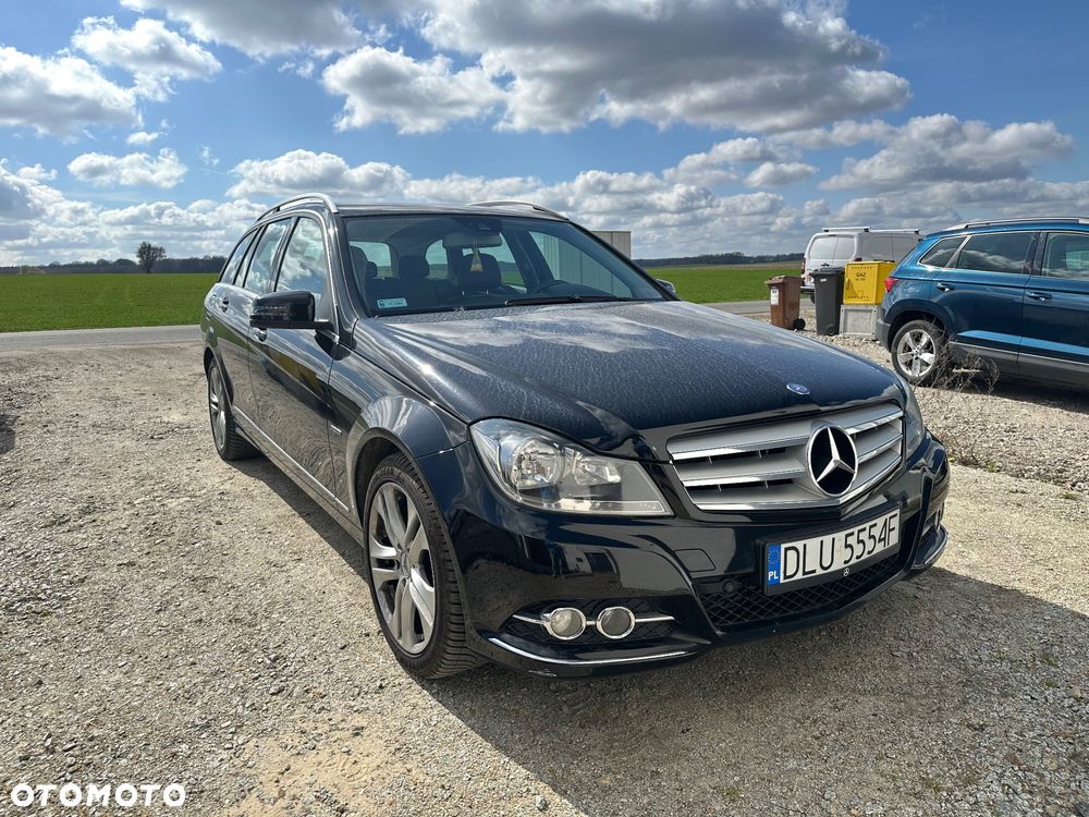 Mercedes-Benz Klasa C 220 CDI DPF Automatik BlueEFFICIENCY Avantgarde - 4