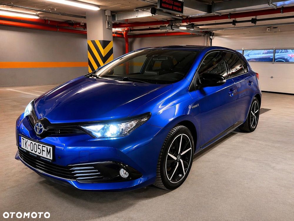 Toyota Auris 1.8 HSD Luna - 1