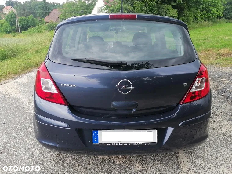 Opel Corsa 1.2 16V Essentia - 4