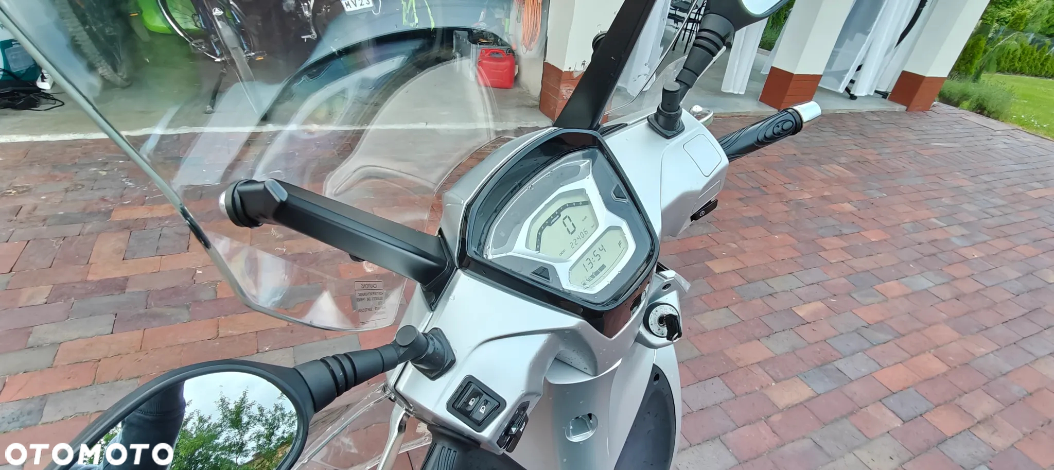 Kymco People - 7