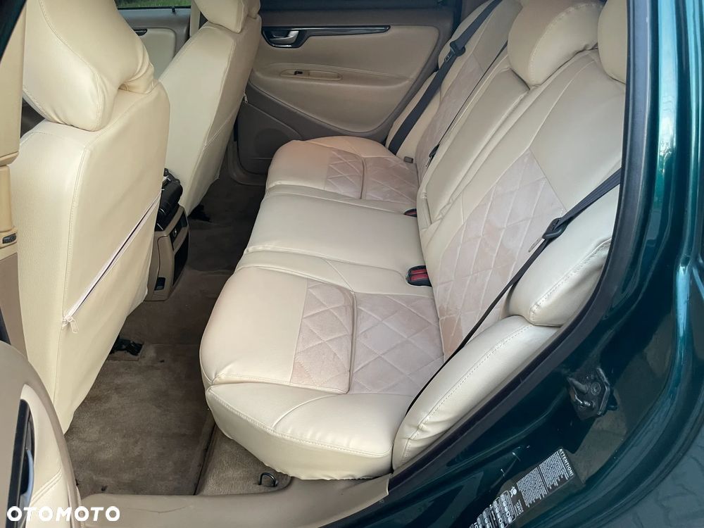 Volvo V70 2.5T Momentum - 7