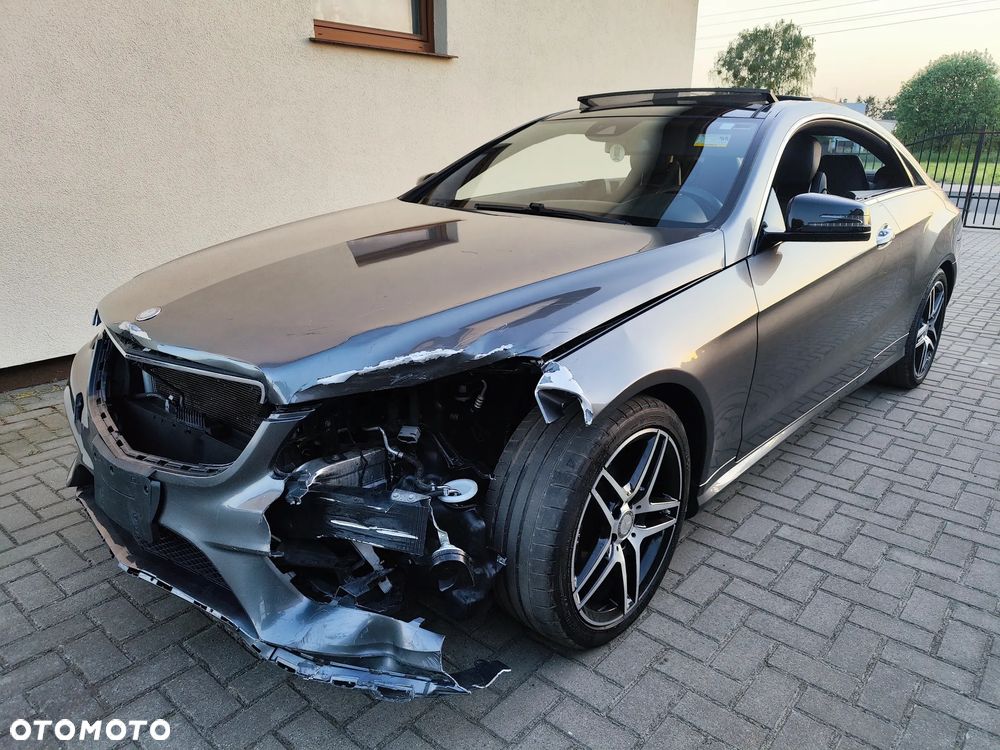Mercedes-Benz Klasa E 400 4Matic 9G-TRONIC AMG Line - 17