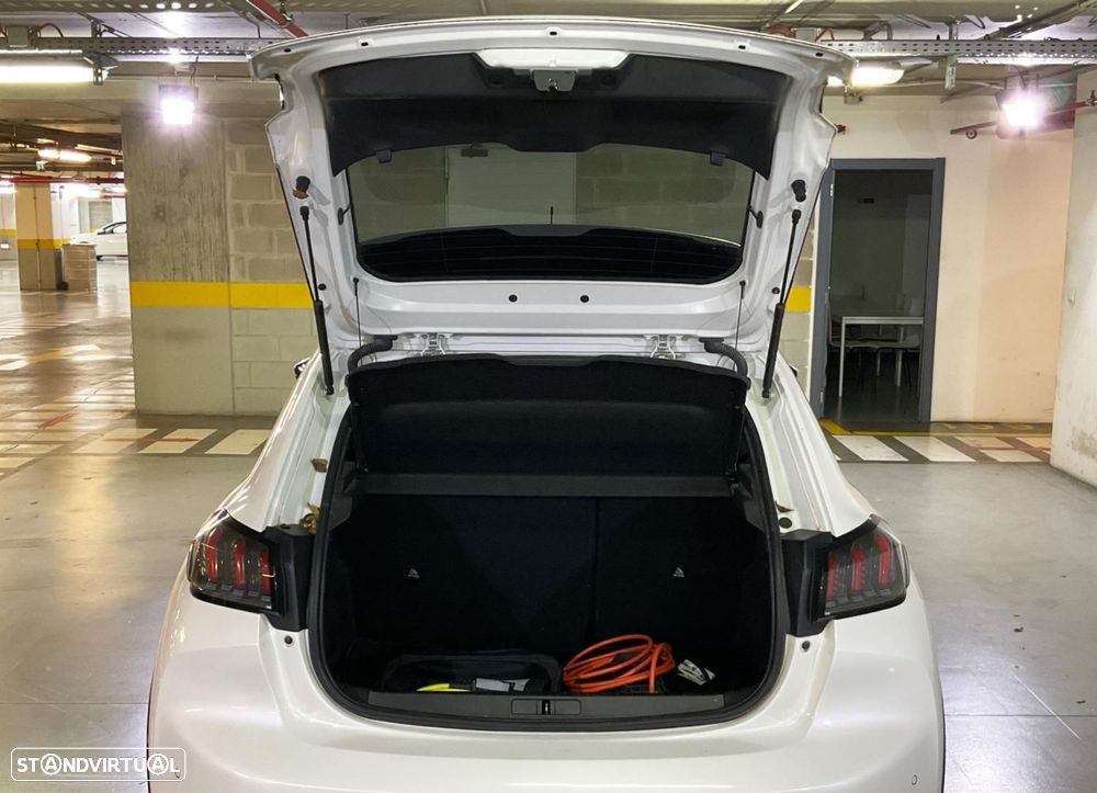 Peugeot e-208 50 kWh Allure - 26